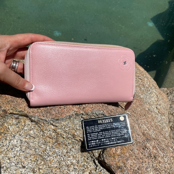 Chanel Cameilla long zip around wallet - Picture 12 of 16